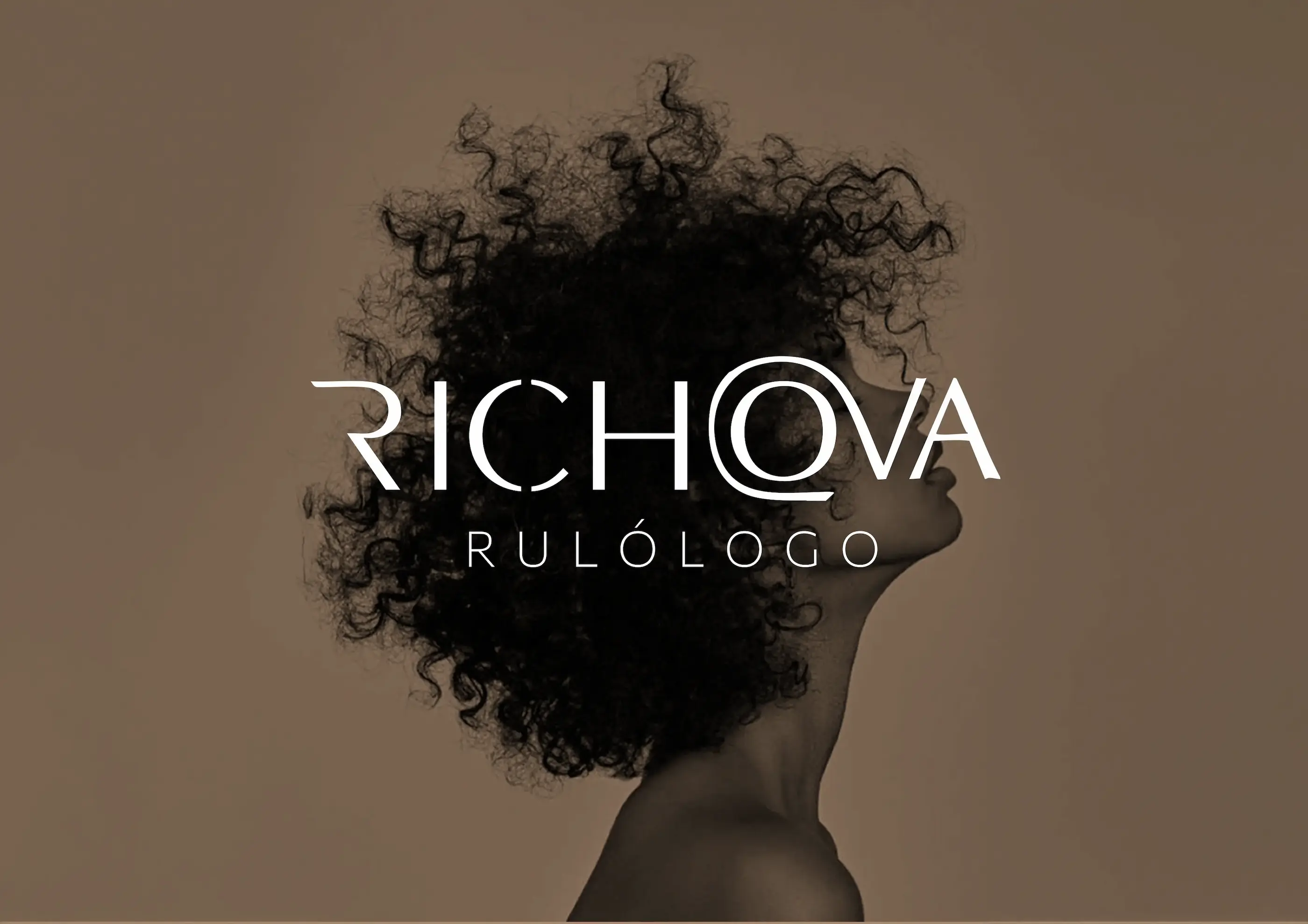 Richcova Rulólogo · cabello rizado natural